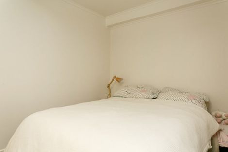 Photo of property in 33 Sunset Street, Hilltop, Taupo, 3330