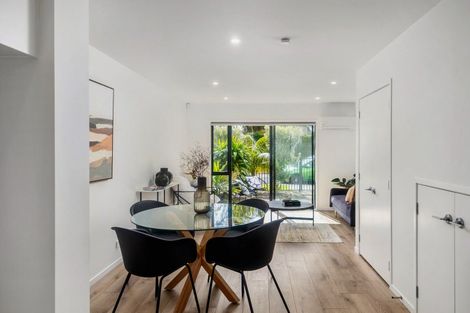 Photo of property in 2c Stokes Avenue, Te Atatu Peninsula, Auckland, 0610