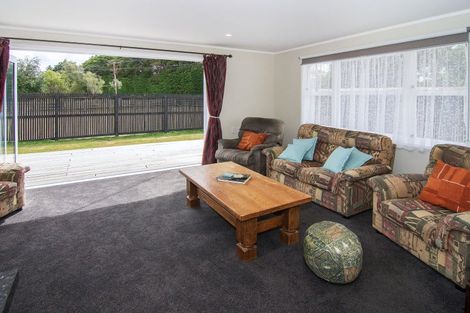 Photo of property in 37 Chester Road, Clareville, Carterton, 5791