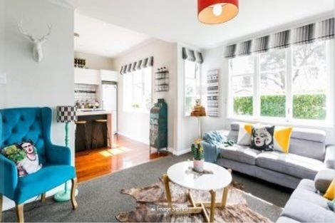 Photo of property in 35 Nuffield Avenue, Marewa, Napier, 4110