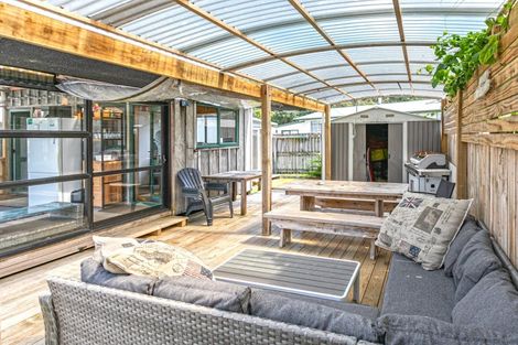 Photo of property in 30 Mako Avenue, Whiritoa, Whangamata, 3691