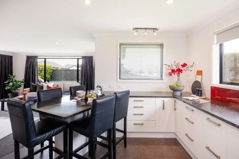 Photo of property in 22 Pegasus Place, Kelvin Grove, Palmerston North, 4414