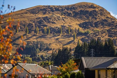 Photo of property in 15 Sandford Terrace, Lower Shotover, Queenstown, 9304