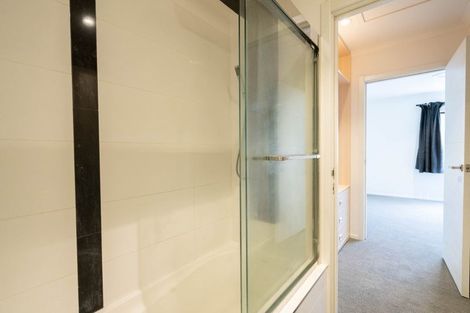 Photo of property in 162u7 Massey Street, Frankton, Hamilton, 3204