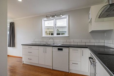 Photo of property in 12 Keith Street, Roslyn, Palmerston North, 4414
