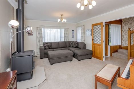 Photo of property in 42 Kent Street, Levin, 5510