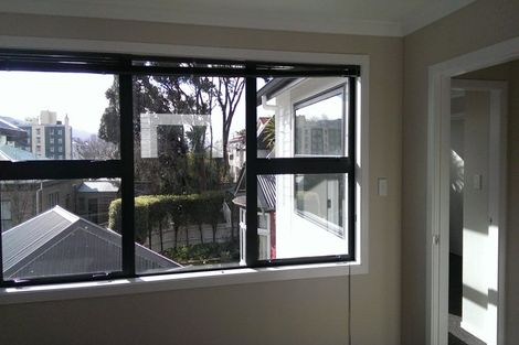 Photo of property in 35 Nairn Street, Mount Cook, Wellington, 6011