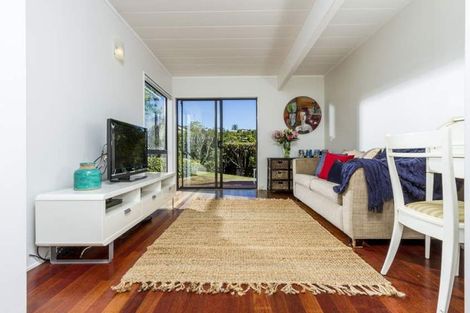Photo of property in 10 Bellbird Rise, Murrays Bay, Auckland, 0630