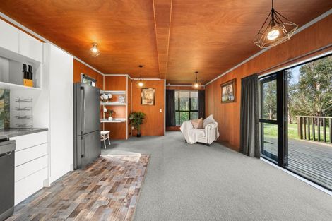 Photo of property in 90 Hoeke Road, Carrington, Carterton, 5791