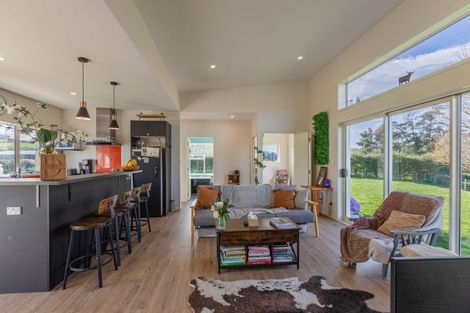 Photo of property in 60 River Road, Otane, Waipawa, 4271