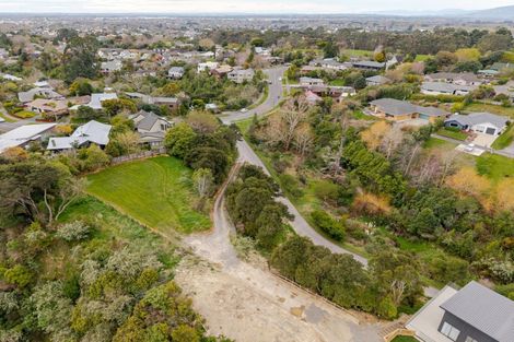Photo of property in 2 Three Paddock Lane, Fitzherbert, Palmerston North, 4410