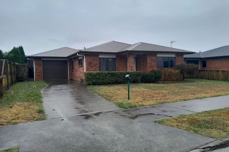 Photo of property in 15 Shrule Place, Huntington, Hamilton, 3210