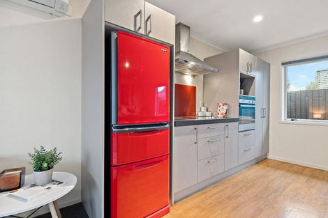 Photo of property in 21 Dampier Street, Woolston, Christchurch, 8023