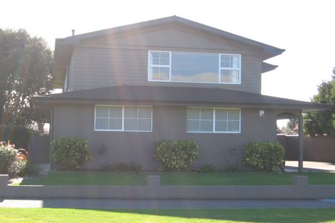 Photo of property in 61 Dittmer Drive, Awapuni, Palmerston North, 4412