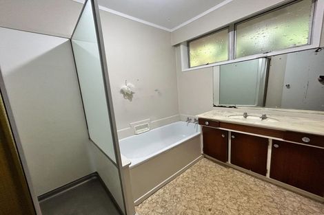 Photo of property in 1/40 Savoy Road, Glen Eden, Auckland, 0602