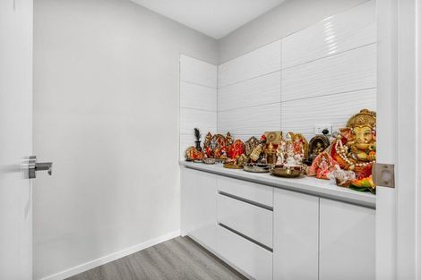 Photo of property in 4 Tawapou Close, Massey, Auckland, 0614