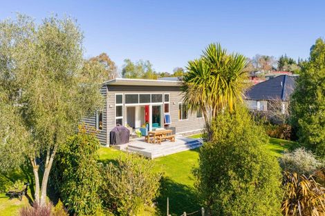 Photo of property in 13 Abbot Avenue, Waipawa, 4210