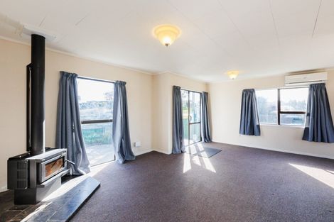 Photo of property in 4a Peter Hall Drive, Kelvin Grove, Palmerston North, 4414