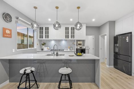 Photo of property in 47 Johns Creek Crescent, Silverdale, 0932