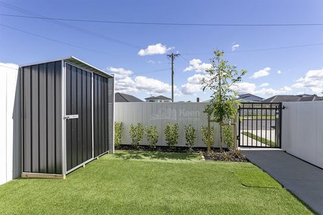 Photo of property in 1/21 Karamu Street, Te Atatu Peninsula, Auckland, 0610
