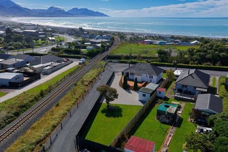 Photo of property in 16 Davidson Terrace, Kaikoura, 7300