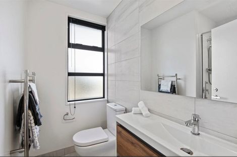 Photo of property in 2/68 Barbour Street, Waltham, Christchurch, 8011