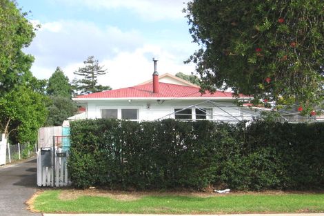 Photo of property in 28 Harrington Road, Henderson, Auckland, 0610