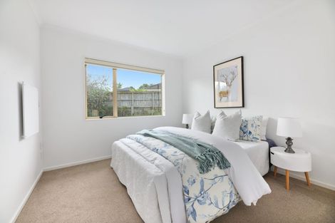 Photo of property in 17 Gendo Avenue, Henderson, Auckland, 0612