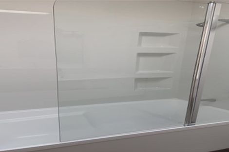 Photo of property in 70 Nimmo Avenue East, Waikanae, 5036