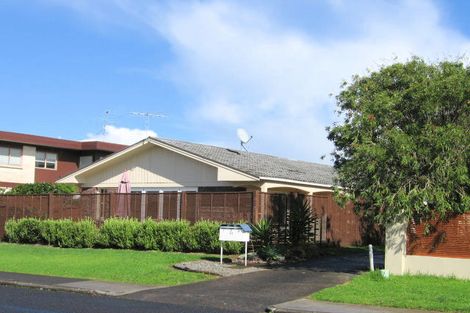 Photo of property in 3/113 Clovelly Road, Bucklands Beach, Auckland, 2012