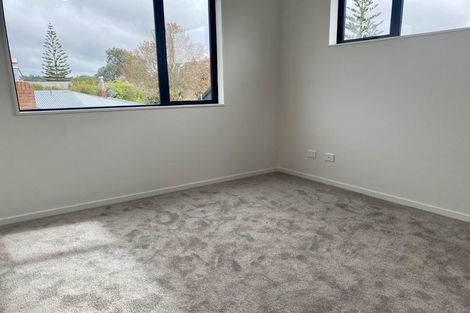 Photo of property in 3/35 Renata Crescent, Te Atatu Peninsula, Auckland, 0610