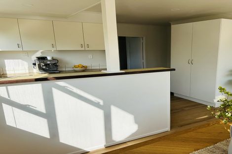 Photo of property in 5 Nikau Street, Inglewood, 4330
