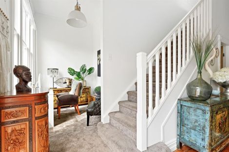 Photo of property in 20 Hebe Place, Birkenhead, Auckland, 0626