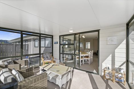 Photo of property in 36 Easton Way, Levin, 5510