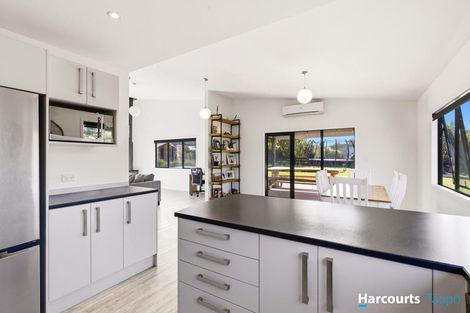 Photo of property in 92 Lisland Drive, Kinloch, Taupo, 3377