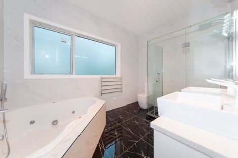 Photo of property in 32 Miller Rise, Silverdale, 0932