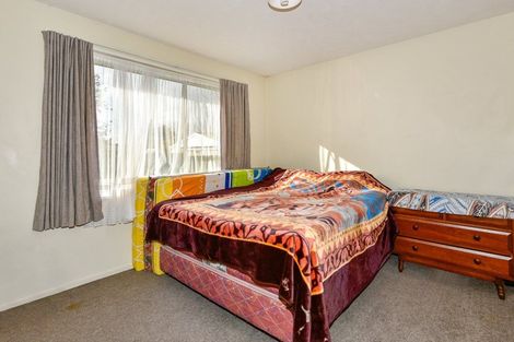 Photo of property in 33 Pensacola Crescent, Broomfield, Christchurch, 8042