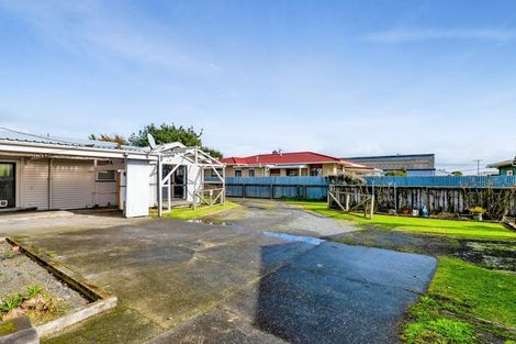 Photo of property in 342 South Road, Hawera, 4610