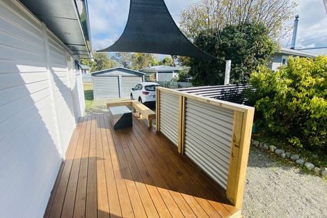 Photo of property in 43 Oxford Street, Lansdowne, Masterton, 5810