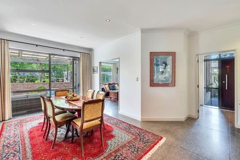 Photo of property in 21 South Kensington Way, Henderson, Auckland, 0612