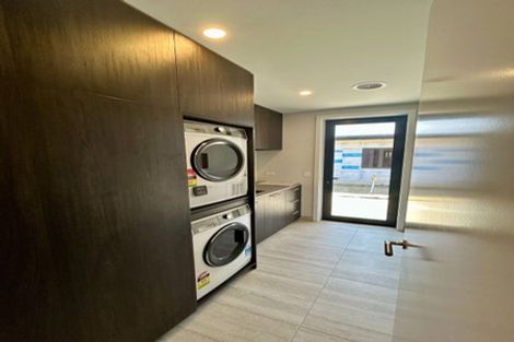 Photo of property in 15 Mason Street, Wanaka, 9305