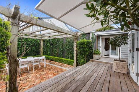 Photo of property in 2 Calliope Road, Devonport, Auckland, 0624