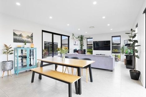 Photo of property in 15 Sincock Place, Kaiapoi, 7630