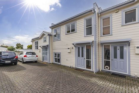 Photo of property in 25u7 Mana Street, Vogeltown, Wellington, 6021