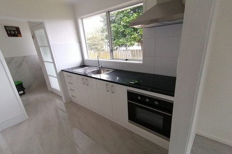 Photo of property in 2/7 Ririno Place, Manurewa, Auckland, 2102