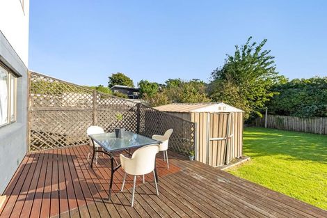 Photo of property in 84 Pioneer Road, Moturoa, New Plymouth, 4310