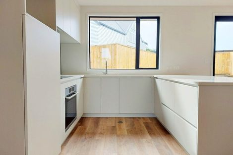 Photo of property in 103u2 Cambridge Road, Hillcrest, Hamilton, 3216