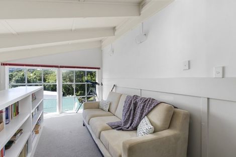 Photo of property in 105 Karori Road, Karori, Wellington, 6012