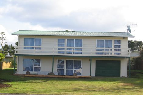 Photo of property in 44 Pauanui Boulevard, Pauanui, Hikuai, 3579