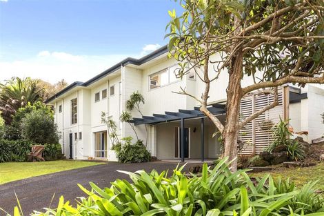 Photo of property in 12 Prestige Place, Castor Bay, Auckland, 0620